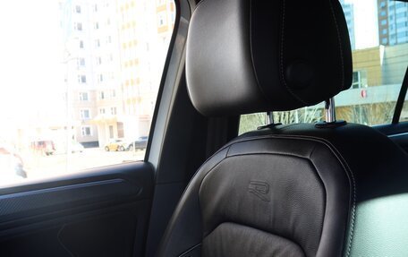 Volkswagen Tiguan II, 2021 год, 4 000 000 рублей, 11 фотография