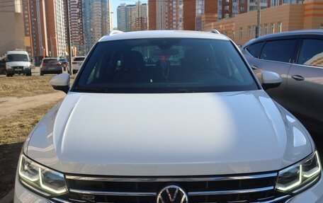 Volkswagen Tiguan II, 2021 год, 4 000 000 рублей, 15 фотография