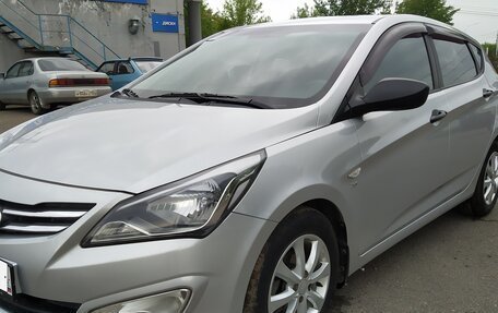 Hyundai Solaris II рестайлинг, 2014 год, 1 149 000 рублей, 1 фотография