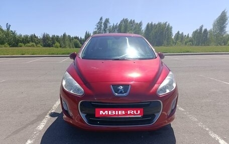 Peugeot 308 II, 2011 год, 450 000 рублей, 2 фотография