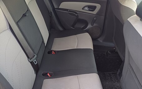 Chevrolet Cruze II, 2014 год, 830 000 рублей, 3 фотография
