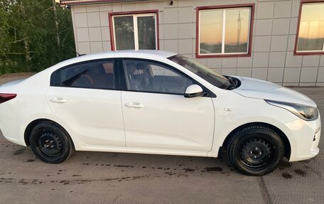 KIA Rio IV, 2020 год, 1 270 000 рублей, 3 фотография
