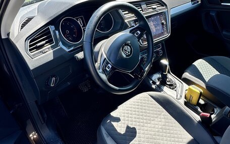 Volkswagen Tiguan II, 2019 год, 2 350 000 рублей, 6 фотография