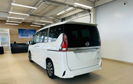 Nissan Serena IV, 2018 год, 2 299 900 рублей, 4 фотография