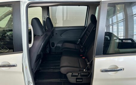 Nissan Serena IV, 2018 год, 2 299 900 рублей, 18 фотография