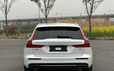 Volvo V60 II, 2021 год, 2 850 027 рублей, 5 фотография