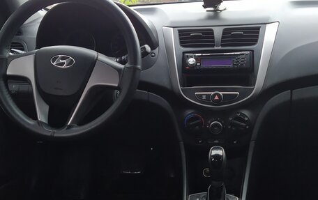 Hyundai Solaris II рестайлинг, 2014 год, 1 149 000 рублей, 10 фотография