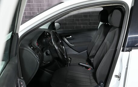 Volkswagen Polo VI (EU Market), 2018 год, 850 000 рублей, 9 фотография