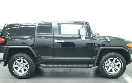 Toyota FJ Cruiser, 2021 год, 7 490 000 рублей, 10 фотография