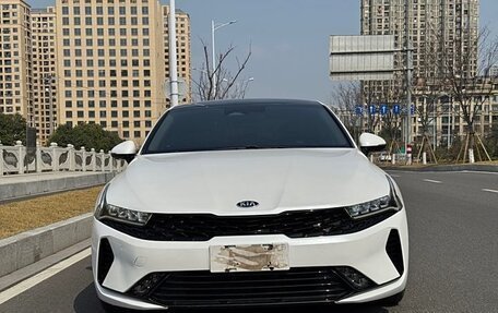 KIA K5, 2020 год, 1 640 000 рублей, 2 фотография