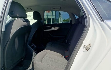 Audi A4, 2015 год, 1 700 000 рублей, 12 фотография