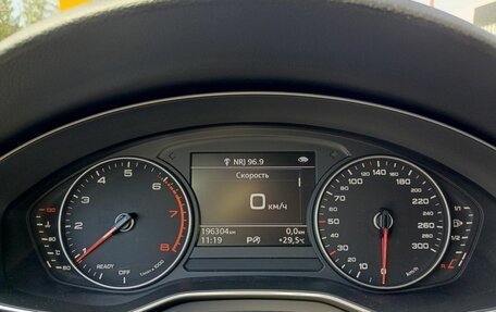 Audi A4, 2015 год, 1 700 000 рублей, 13 фотография
