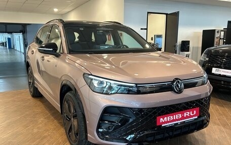 Volkswagen Tiguan, 2024 год, 5 600 000 рублей, 6 фотография