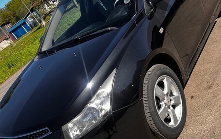Chevrolet Cruze II, 2011 год, 720 000 рублей, 2 фотография