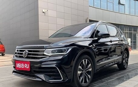 Volkswagen Tiguan II, 2022 год, 2 502 027 рублей, 1 фотография