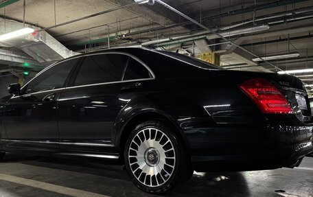 Mercedes-Benz S-Класс, 2008 год, 1 490 000 рублей, 2 фотография