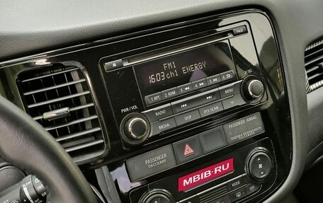Mitsubishi Outlander III рестайлинг 3, 2015 год, 1 587 000 рублей, 27 фотография
