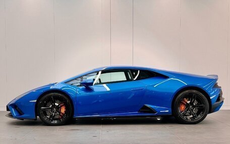 Lamborghini Huracán, 2020 год, 26 400 000 рублей, 3 фотография