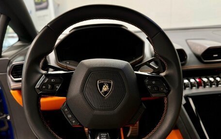 Lamborghini Huracán, 2020 год, 26 400 000 рублей, 8 фотография