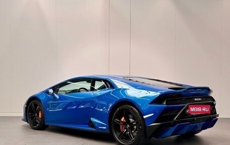 Lamborghini Huracán, 2020 год, 26 400 000 рублей, 4 фотография