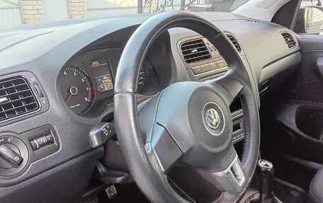 Volkswagen Polo VI (EU Market), 2012 год, 887 000 рублей, 12 фотография