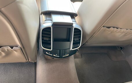 Porsche Cayenne III, 2013 год, 3 800 000 рублей, 28 фотография