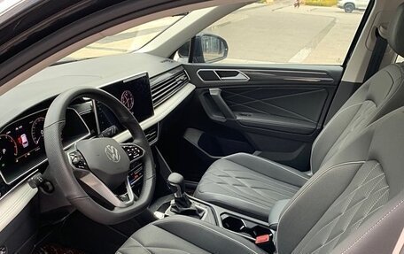 Volkswagen Tiguan II, 2022 год, 2 502 027 рублей, 8 фотография