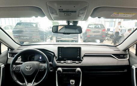 Toyota RAV4, 2022 год, 3 850 000 рублей, 14 фотография