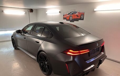 BMW M5, 2025 год, 25 000 000 рублей, 3 фотография