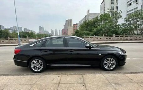 Honda Accord IX рестайлинг, 2020 год, 1 800 000 рублей, 3 фотография