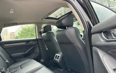 Honda Accord IX рестайлинг, 2020 год, 1 800 000 рублей, 8 фотография