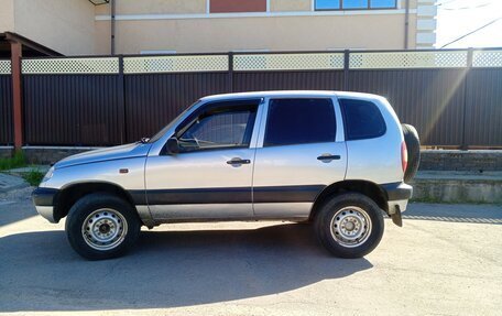 Chevrolet Niva I рестайлинг, 2004 год, 330 000 рублей, 4 фотография