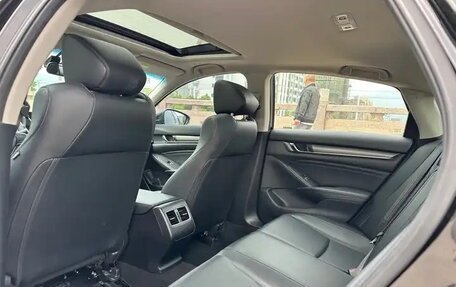 Honda Accord IX рестайлинг, 2020 год, 1 800 000 рублей, 12 фотография