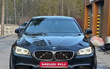 BMW 5 серия, 2011 год, 1 800 000 рублей, 3 фотография