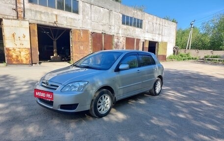 Toyota Corolla, 2004 год, 480 000 рублей, 2 фотография