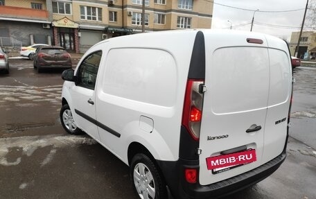 Renault Kangoo II рестайлинг, 2014 год, 749 000 рублей, 5 фотография