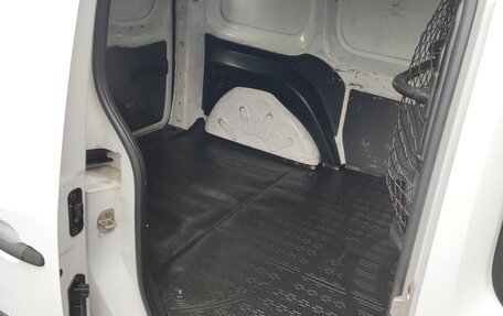 Renault Kangoo II рестайлинг, 2014 год, 749 000 рублей, 13 фотография