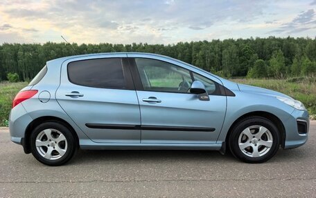 Peugeot 308 II, 2011 год, 550 000 рублей, 2 фотография