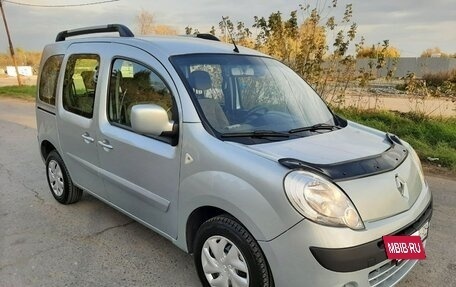 Renault Kangoo II рестайлинг, 2011 год, 750 000 рублей, 4 фотография