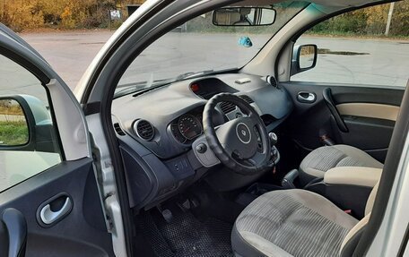 Renault Kangoo II рестайлинг, 2011 год, 750 000 рублей, 11 фотография
