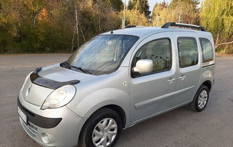 Renault Kangoo II рестайлинг, 2011 год, 750 000 рублей, 5 фотография