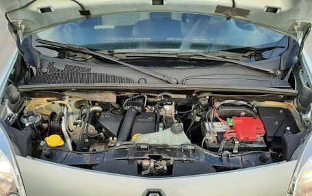 Renault Kangoo II рестайлинг, 2011 год, 750 000 рублей, 9 фотография