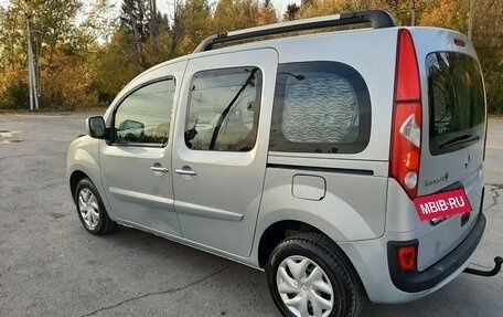 Renault Kangoo II рестайлинг, 2011 год, 750 000 рублей, 12 фотография