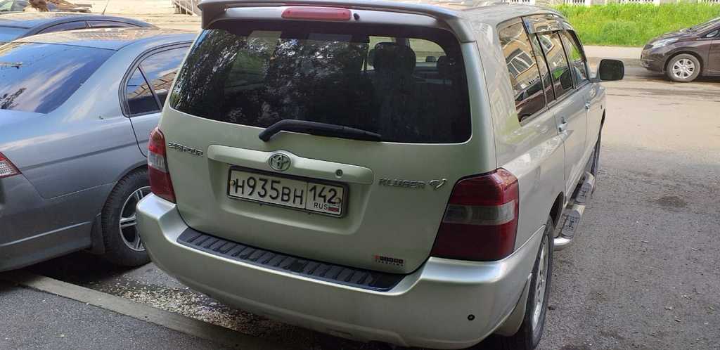 Toyota Kluger I рестайлинг, 2003 год, 1 150 000 рублей, 4 фотография