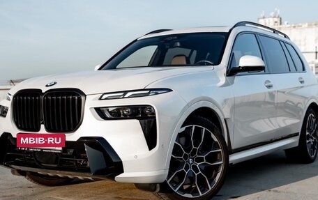 BMW X7, 2023 год, 13 875 000 рублей, 2 фотография