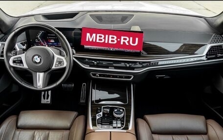 BMW X7, 2023 год, 13 875 000 рублей, 8 фотография