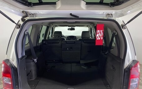 Nissan Pathfinder, 2011 год, 1 599 000 рублей, 12 фотография