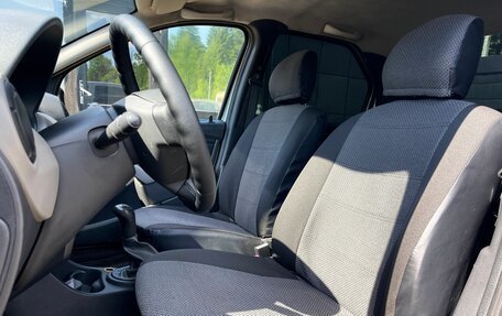 Renault Logan I, 2010 год, 409 000 рублей, 14 фотография