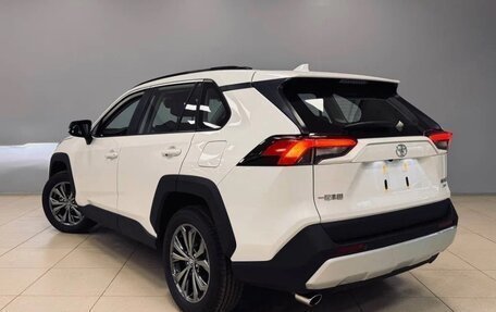 Toyota RAV4, 2024 год, 3 028 500 рублей, 4 фотография