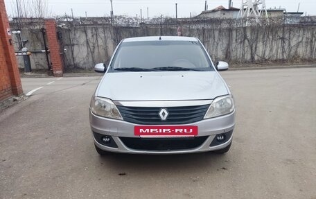 Renault Logan I, 2014 год, 335 000 рублей, 2 фотография